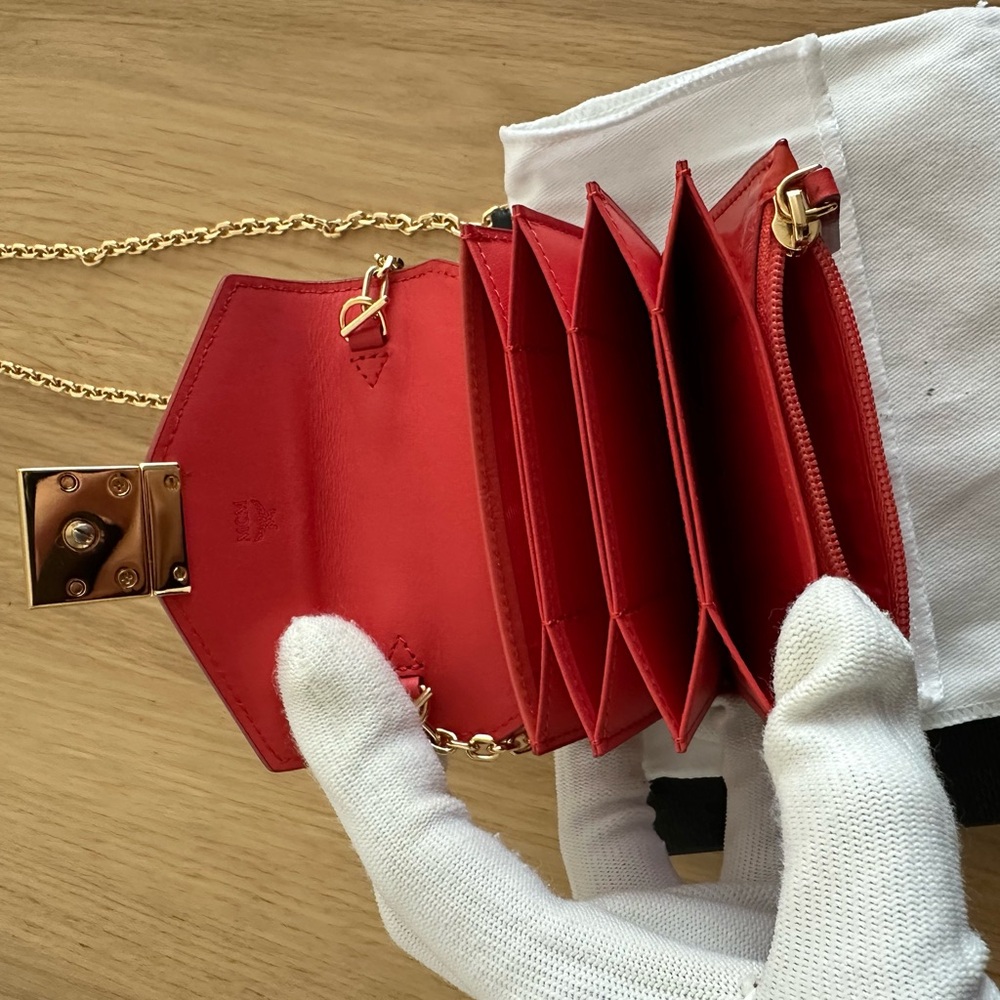 Mcm sling wallet (micro size) - Picture 9 of 12